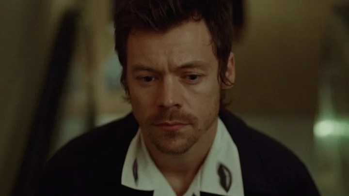 @harrystyles - Aperture | Director @aube_perrie | DP @christopher.c.ripley | A 1st AC @jacobperry15 | A 2nd AC @m.mckaycam | B Op @adam__hull | B 1st AC @connorlambert.ac | B 2nd AC Will Hecht | Loader Jackson Davis | Steadi @noswayjose | @motionpict