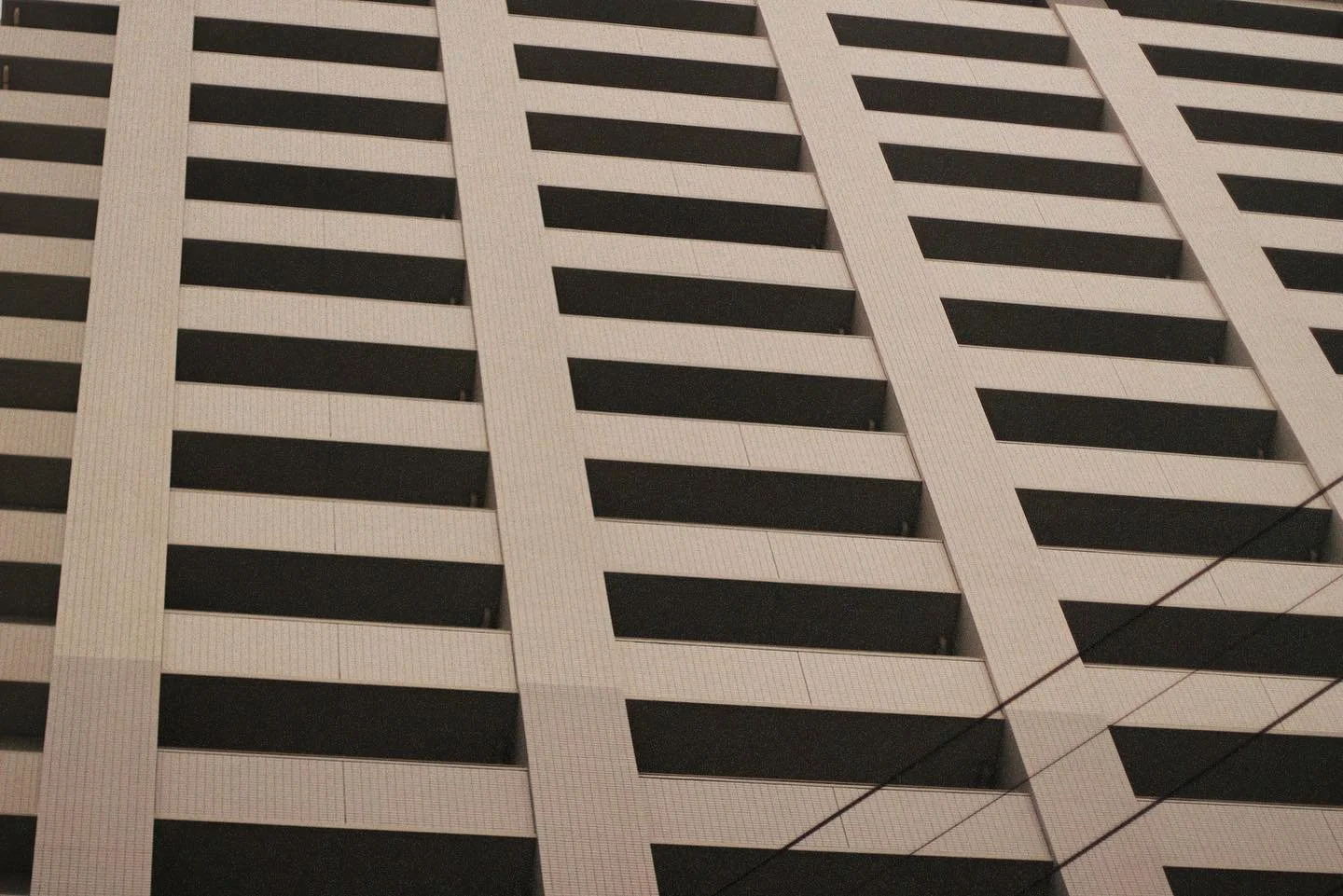 Fragments of Tokyo back in 2014.
Moments of stillness, colour, and rhythm,
where I learned to see beauty in the ordinary.

#tokyo #streetsoftokyo