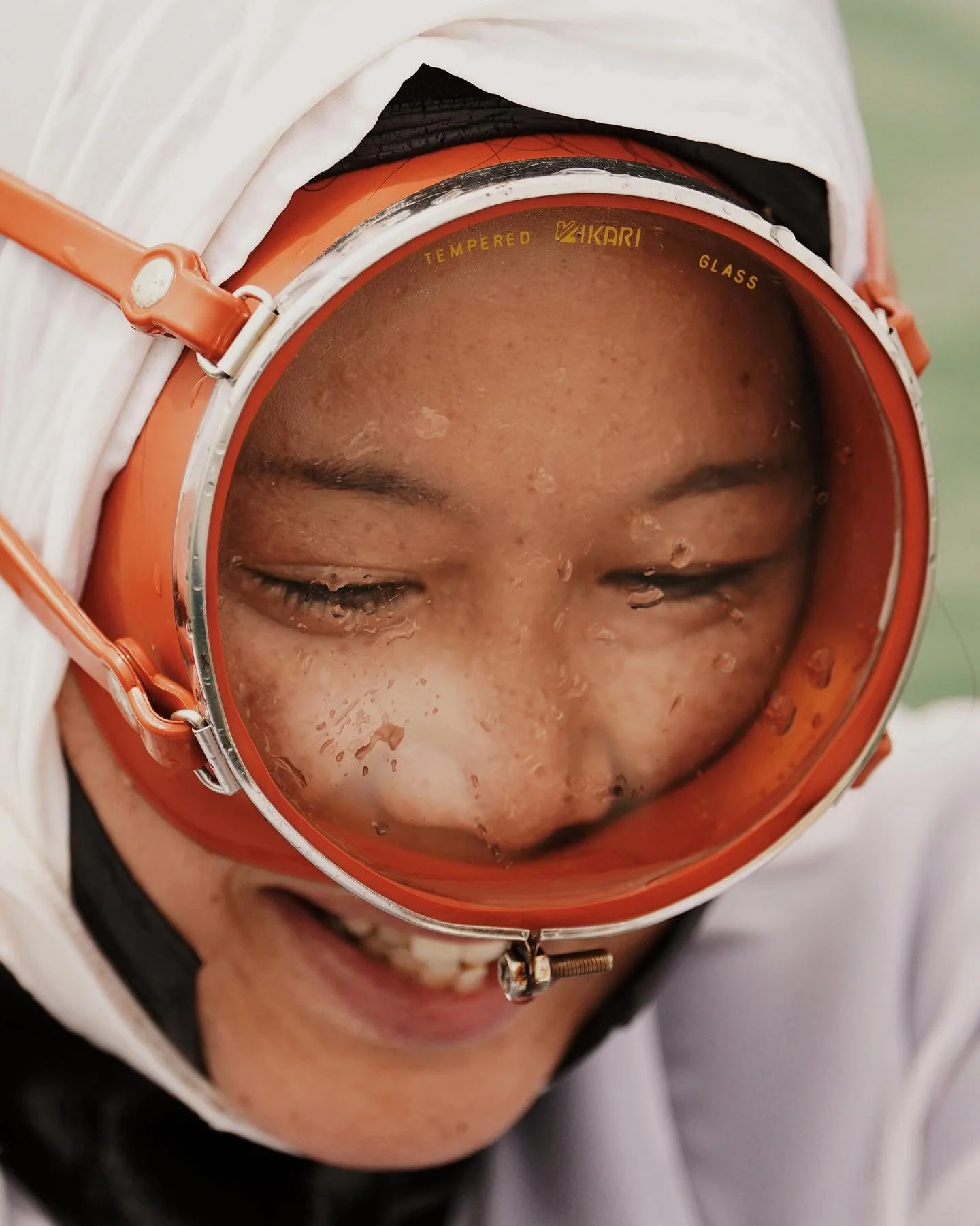 For centuries, Ama divers have harvested seafood from the ocean, diving on a single breath and guided by an intimate knowledge of the sea, using simple tools such as ropes, weighted belts and hand-crafted gear passed down through generations.

Pictur