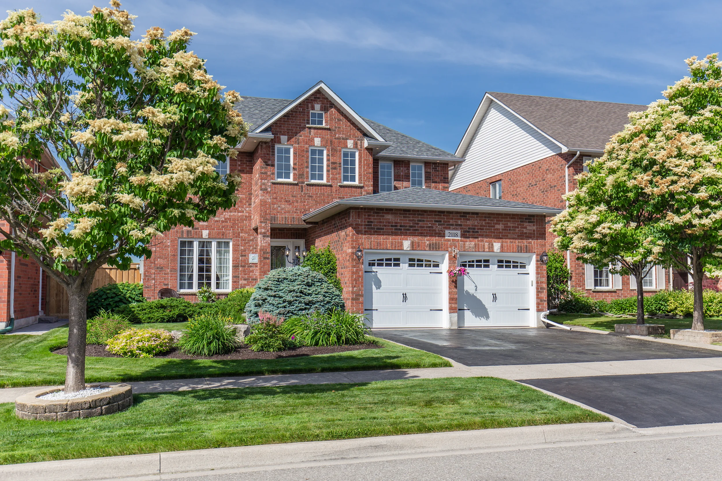 2118DalecroftCrescent-02.jpg