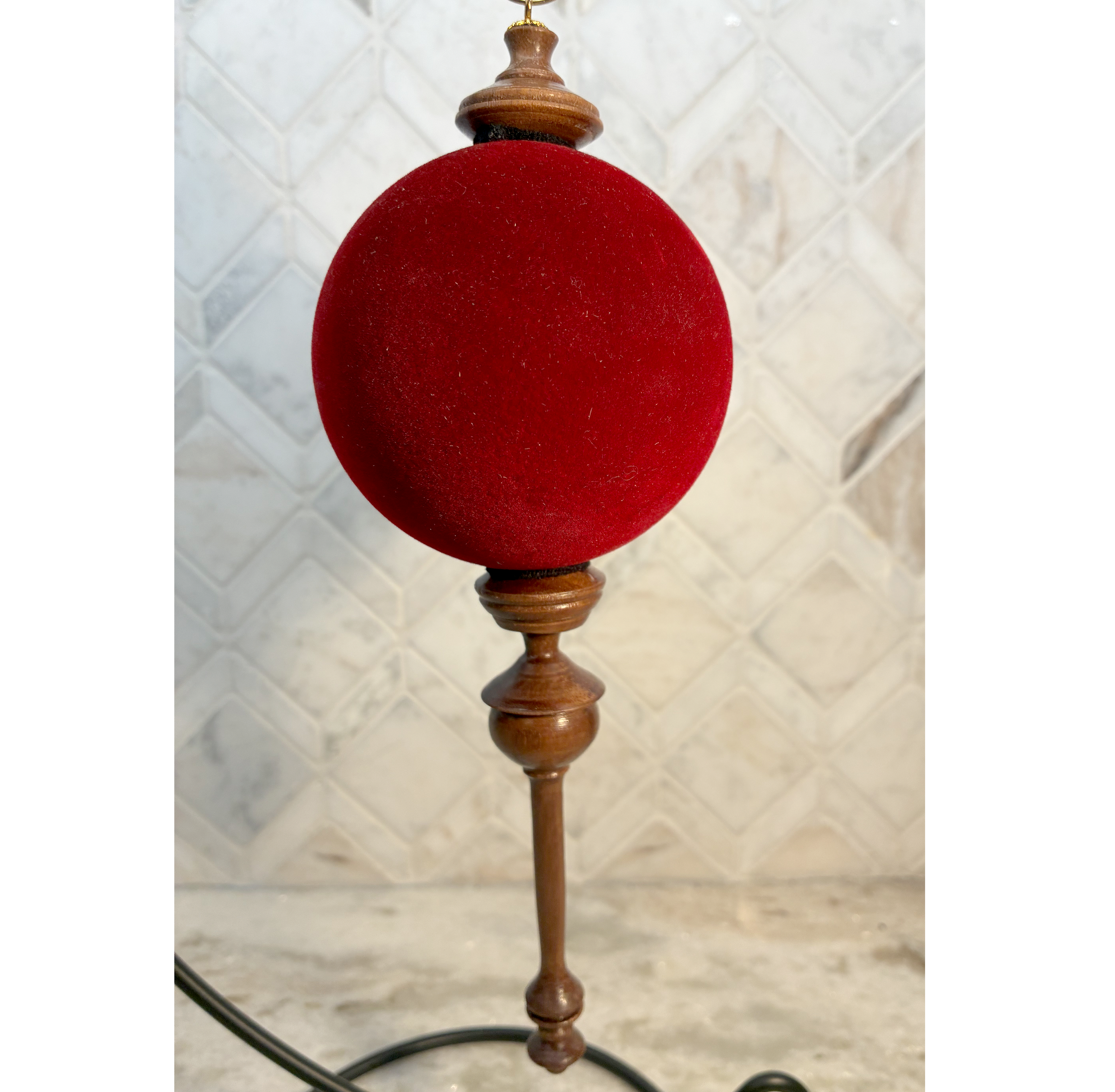 Red flocked.png