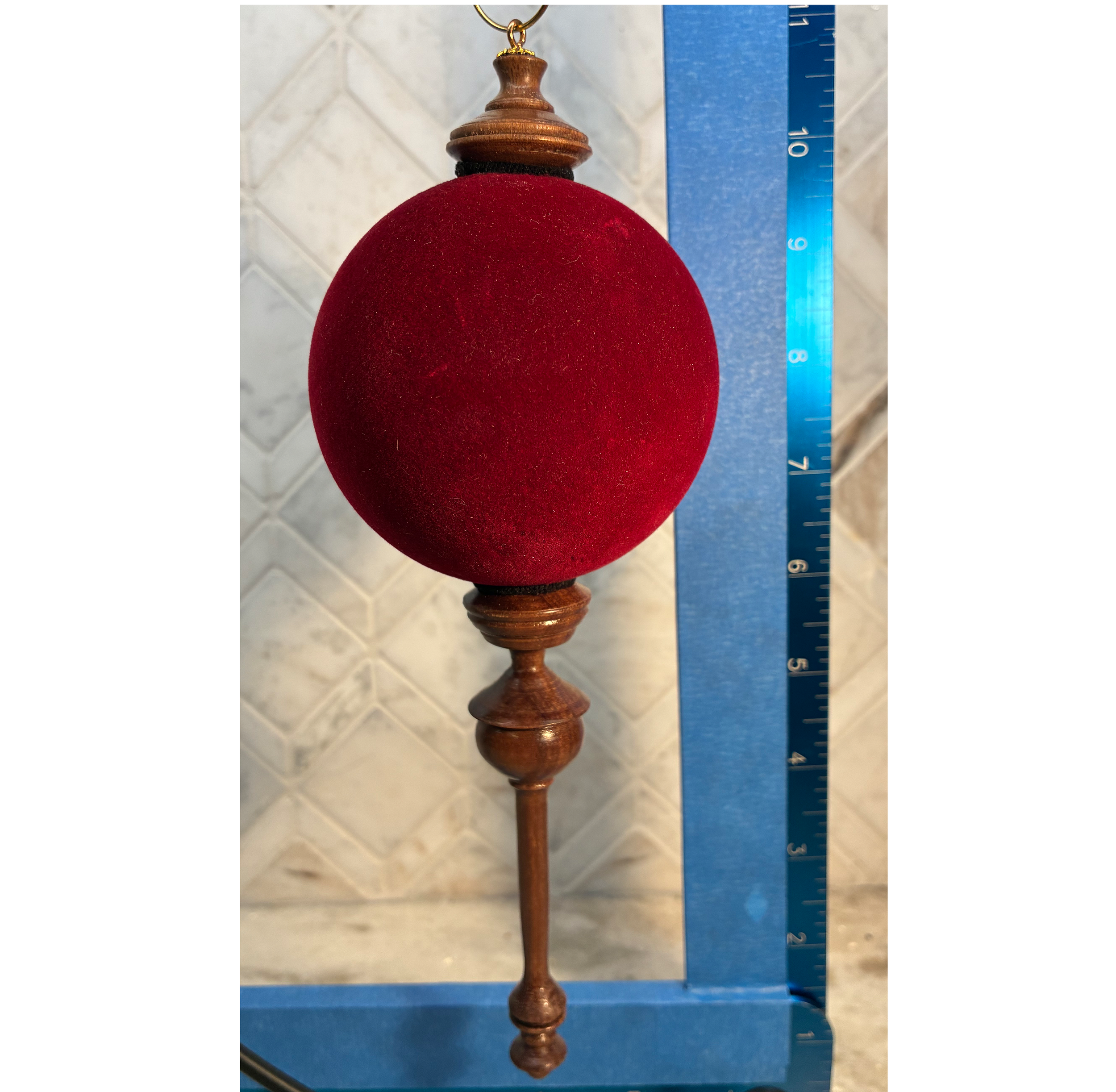 flocked red meas.png