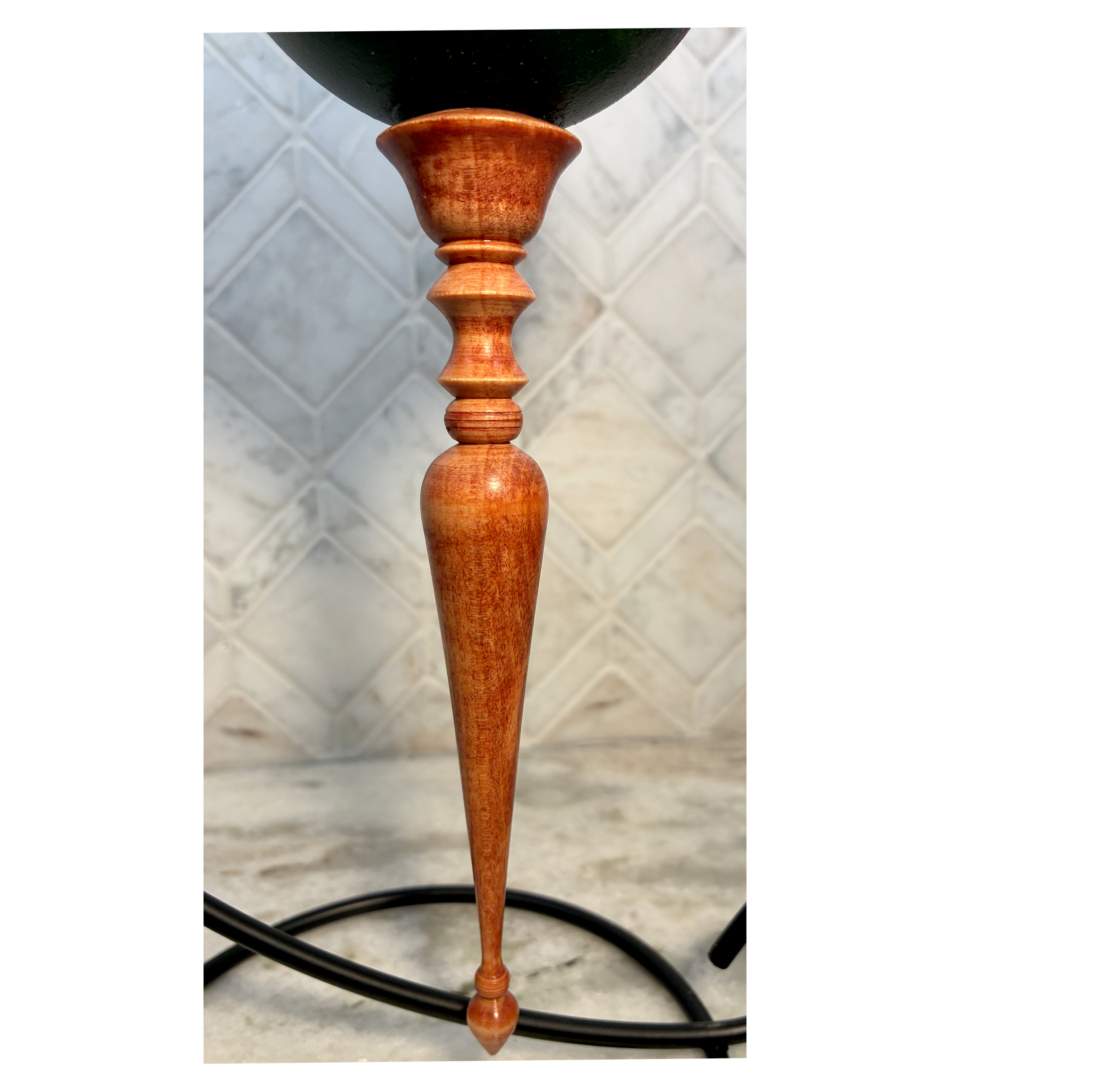 Holy Spirit gold finial.png