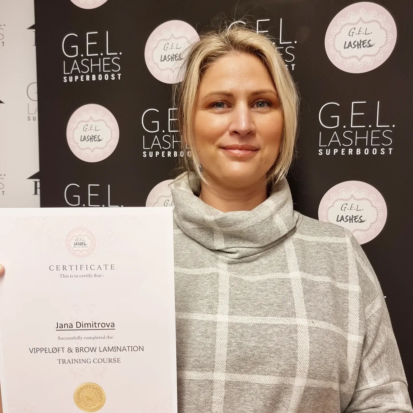 Congratulations to @jana_velvare.no 👏😍

Check out link in bio for great offers on course (online) &amp; products 🌟

G.E.L. Lash Lift &amp; Brow Lamination lifts, bends, adds volume, color and strengthens your natural lashes and brows! 😍 

💚 Frui