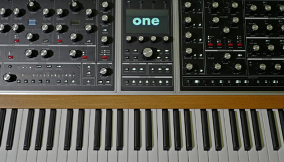 NJP Studios Synthesizer Moog One