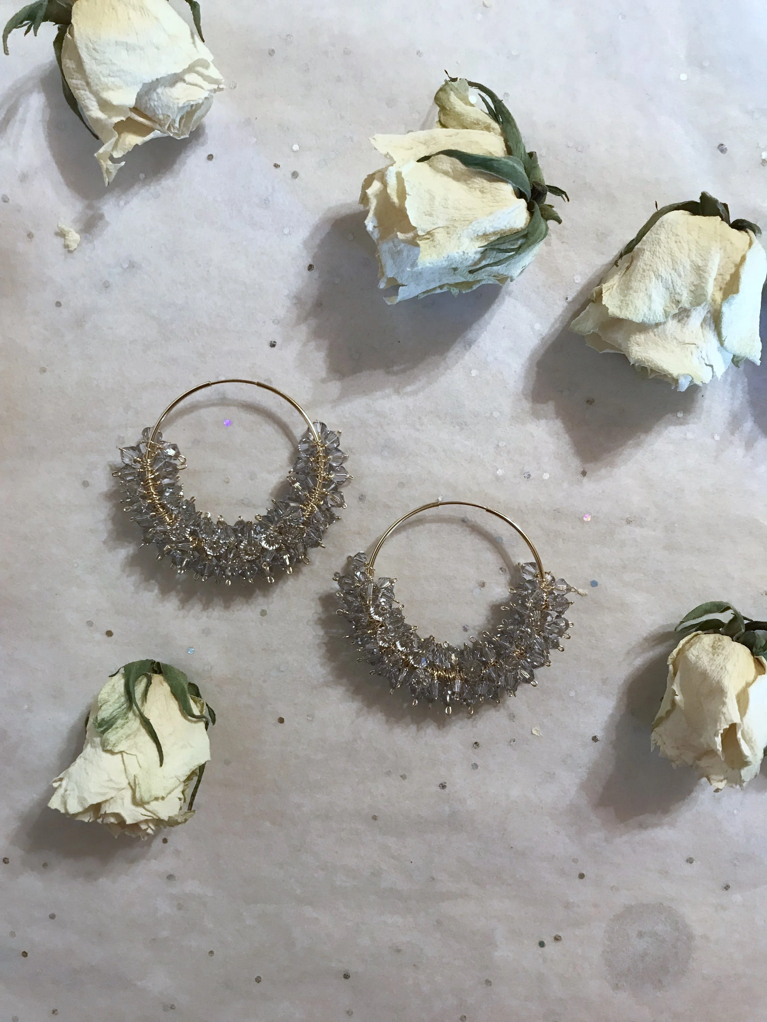 QUEEN BEE, smoky mauve, gold