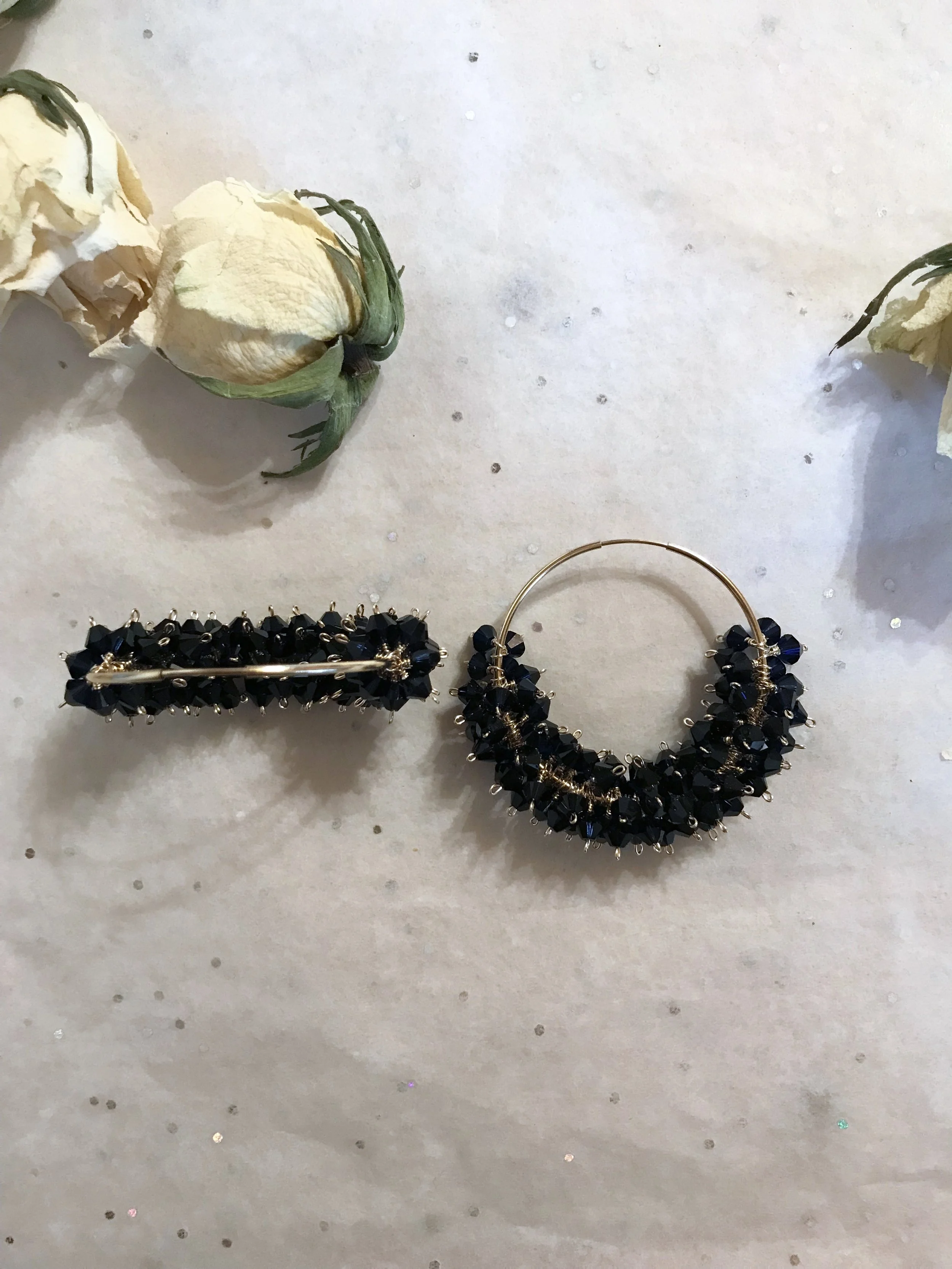 QUEEN BEE, midnight, gold