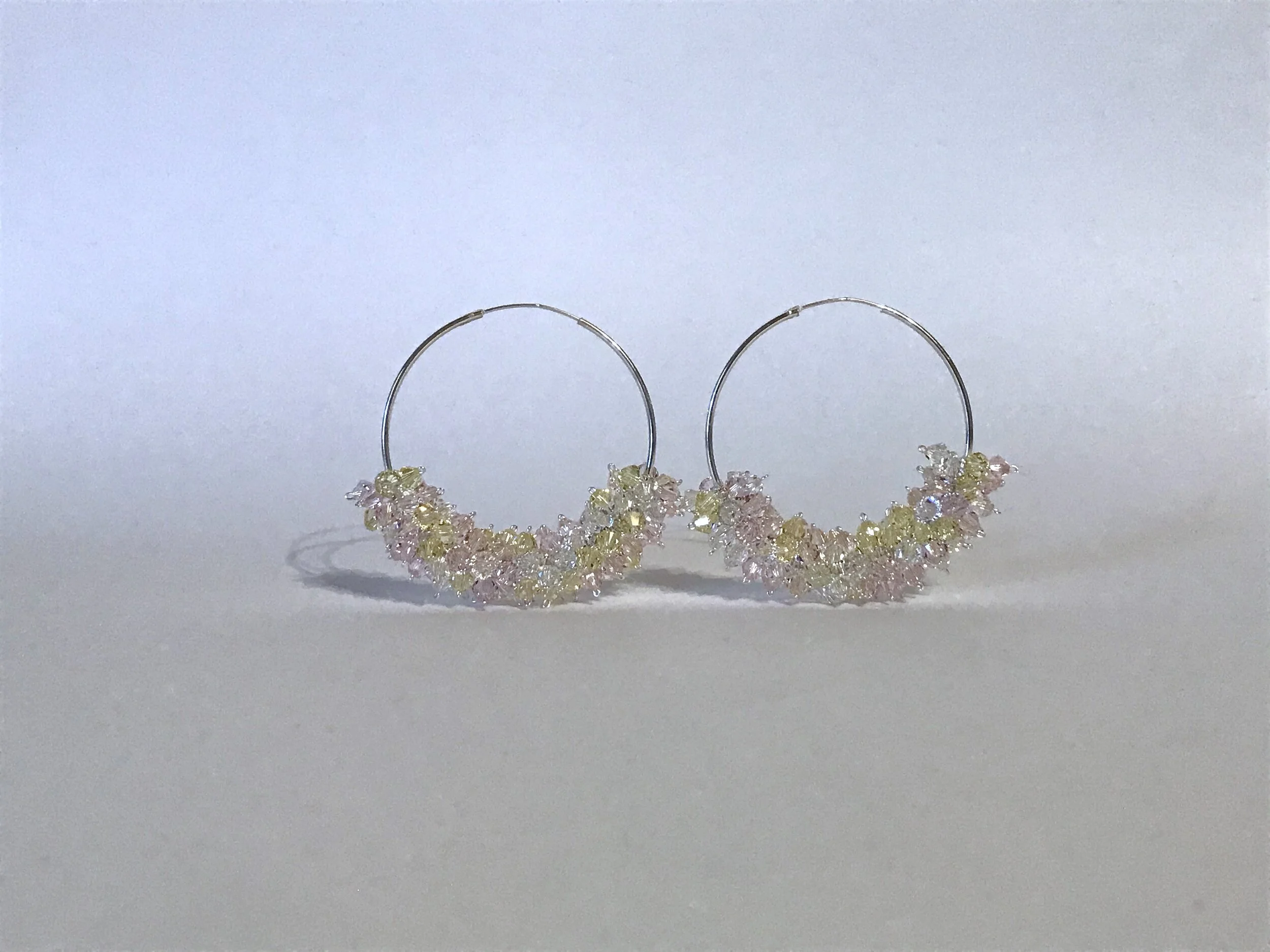 QUEEN BEE, butter and buns, silver 