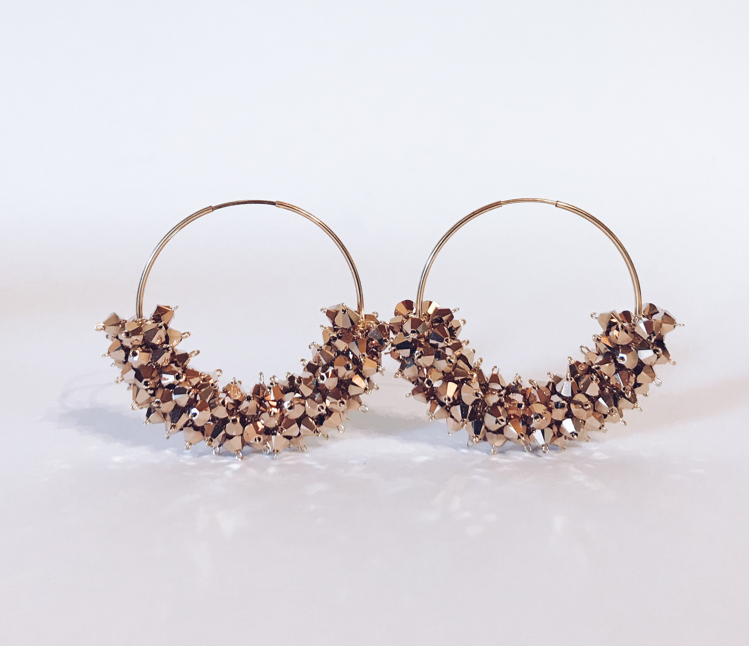 QUEEN BEE, I only drink bubbles, gold 