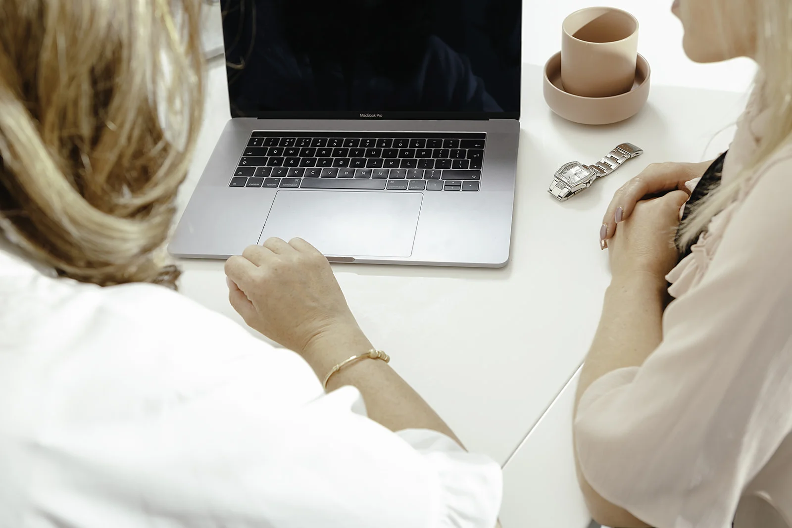 10 Benefits of Using a Recruitment Agency to Hire