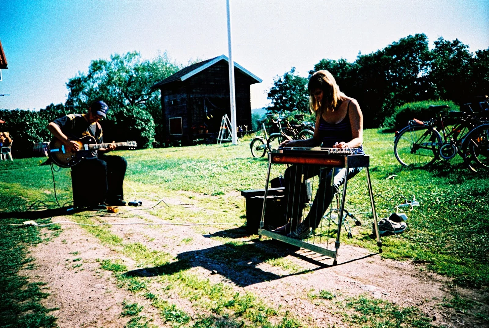 Blake-Plock and Susan Alcorn. Dala-Floda, Sweden. Hagenfesten 2006.