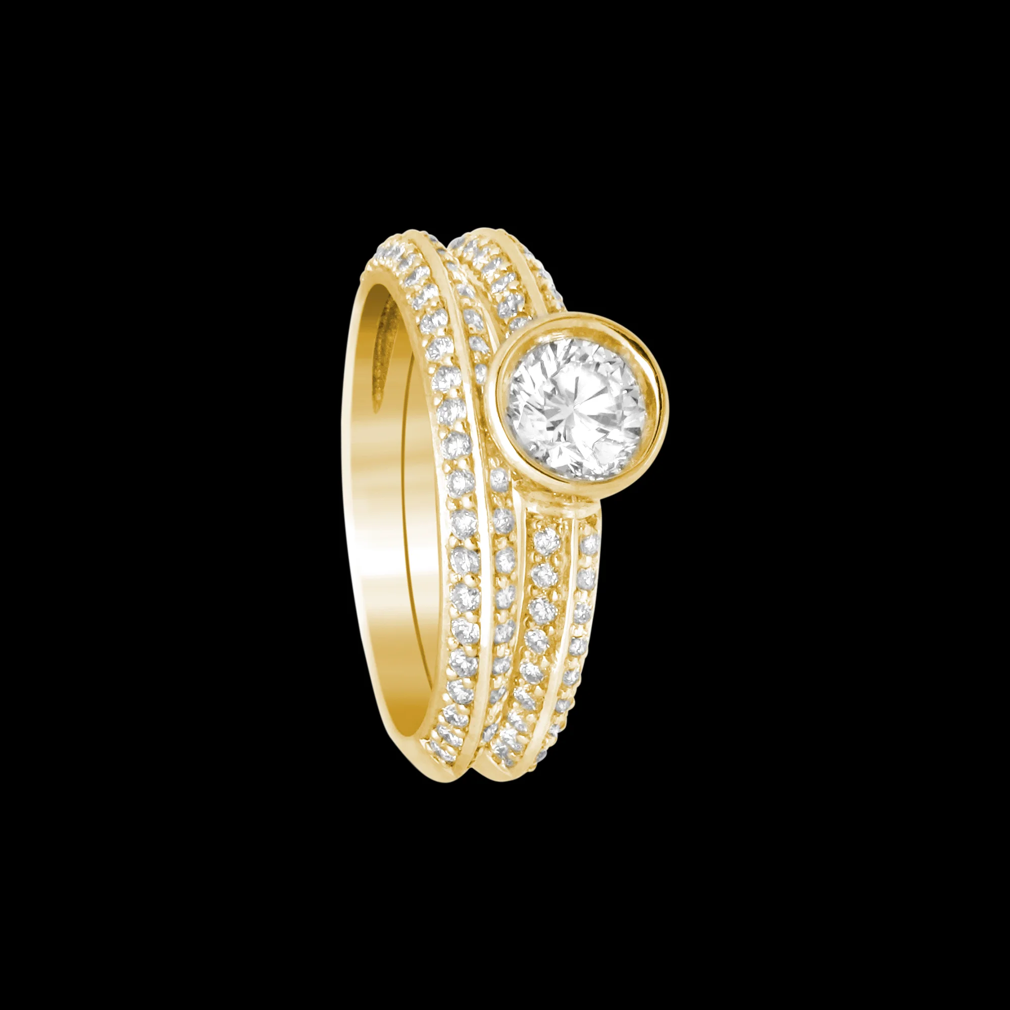 FRIDA | Fine Jewellery. Classic Engagement. Diamond knife edge ring and matching band in 18kt yellow gold.