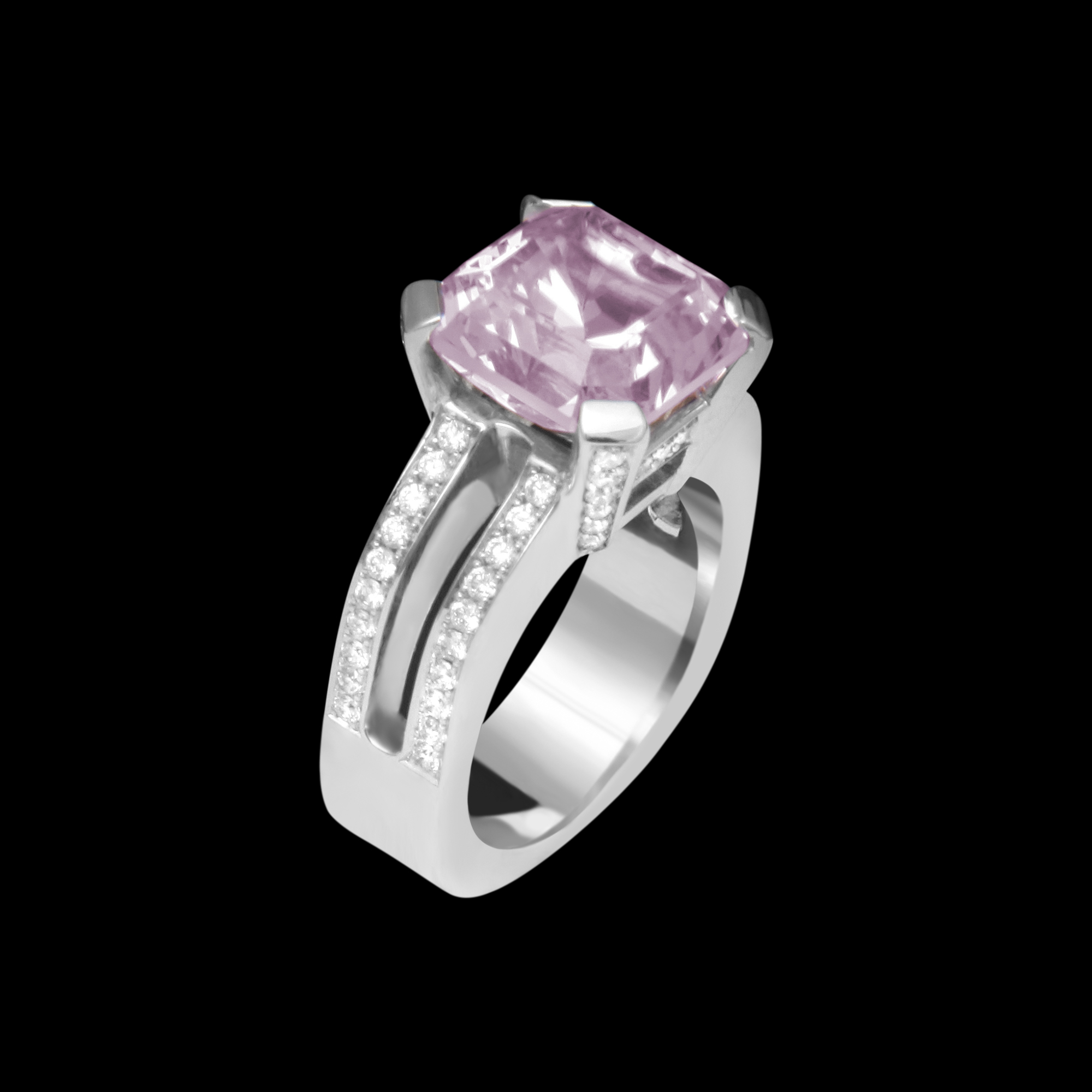 FRIDA | Fine Jewellery. Signature design 18kt white gold split shank ring set with a kunzite and diamonds. View1.