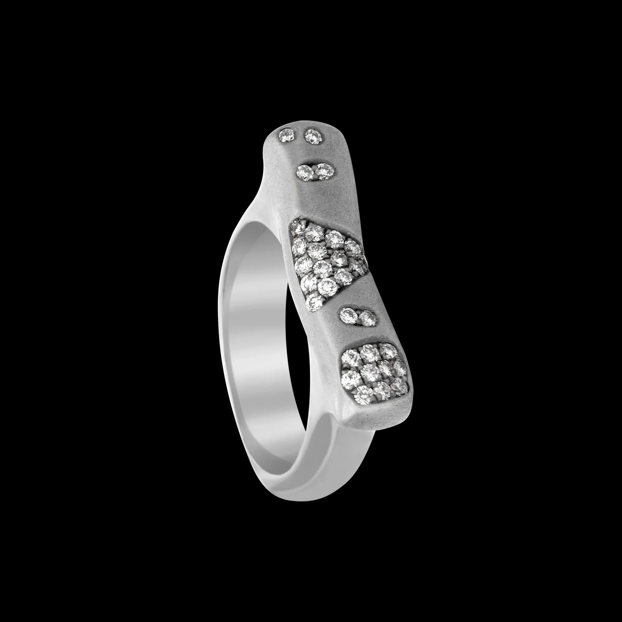 FRIDA | Fine Jewellery. Strata™ Collection. Diamond stacking ring in 18kt white gold. FRI 10305A SC1.