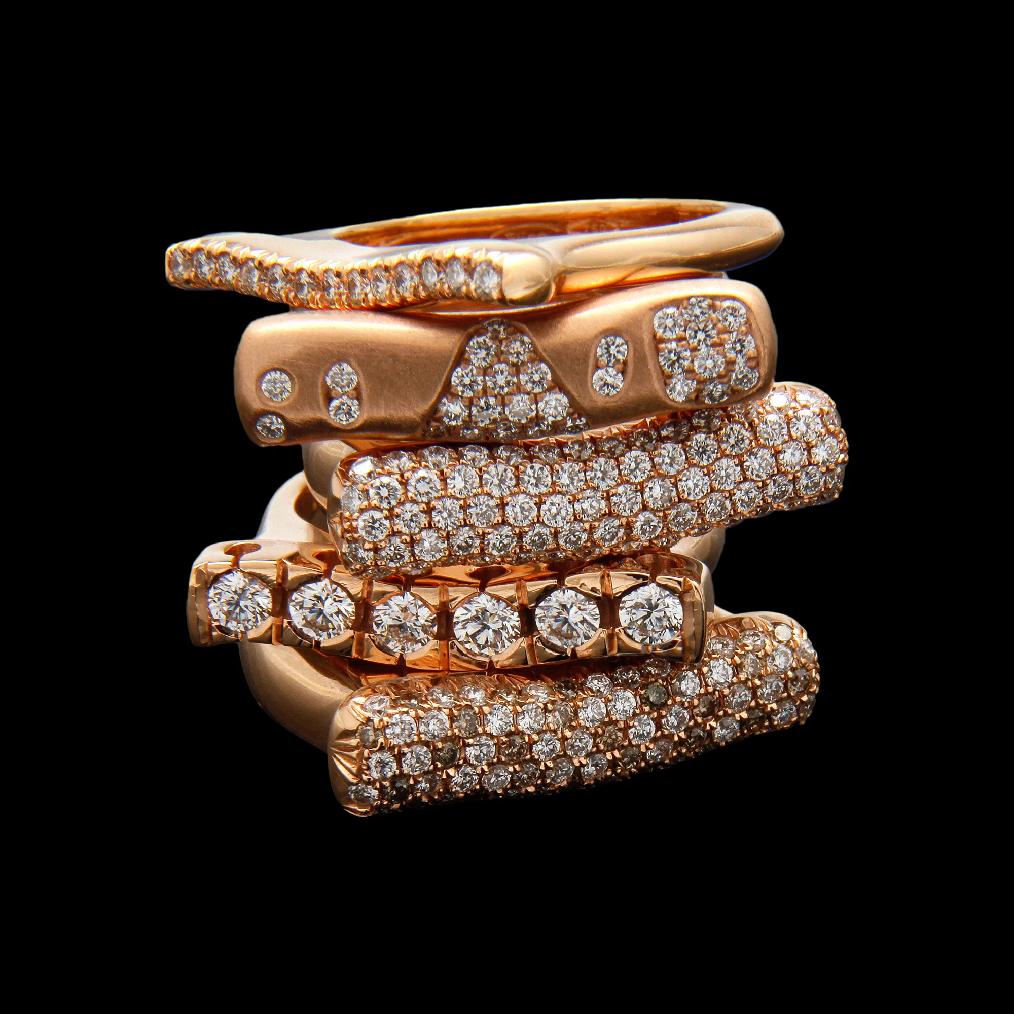 FRIDA | Fine Jewellery. Strata™ Collection. Diamond stacking rings in 18kt pink gold.