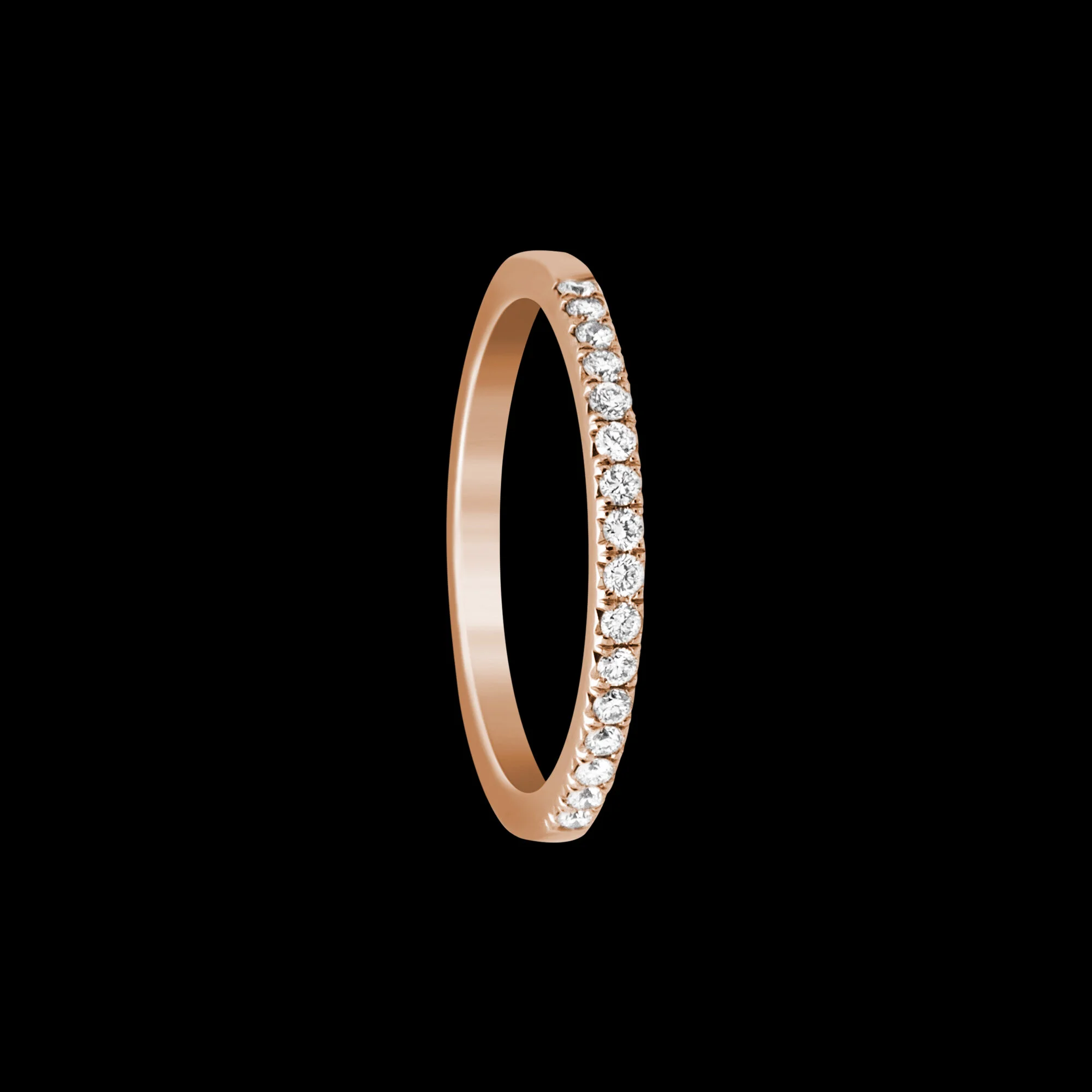 FRIDA | Fine Jewellery. Classic Engagement. Diamond band in 18kt pink gold.