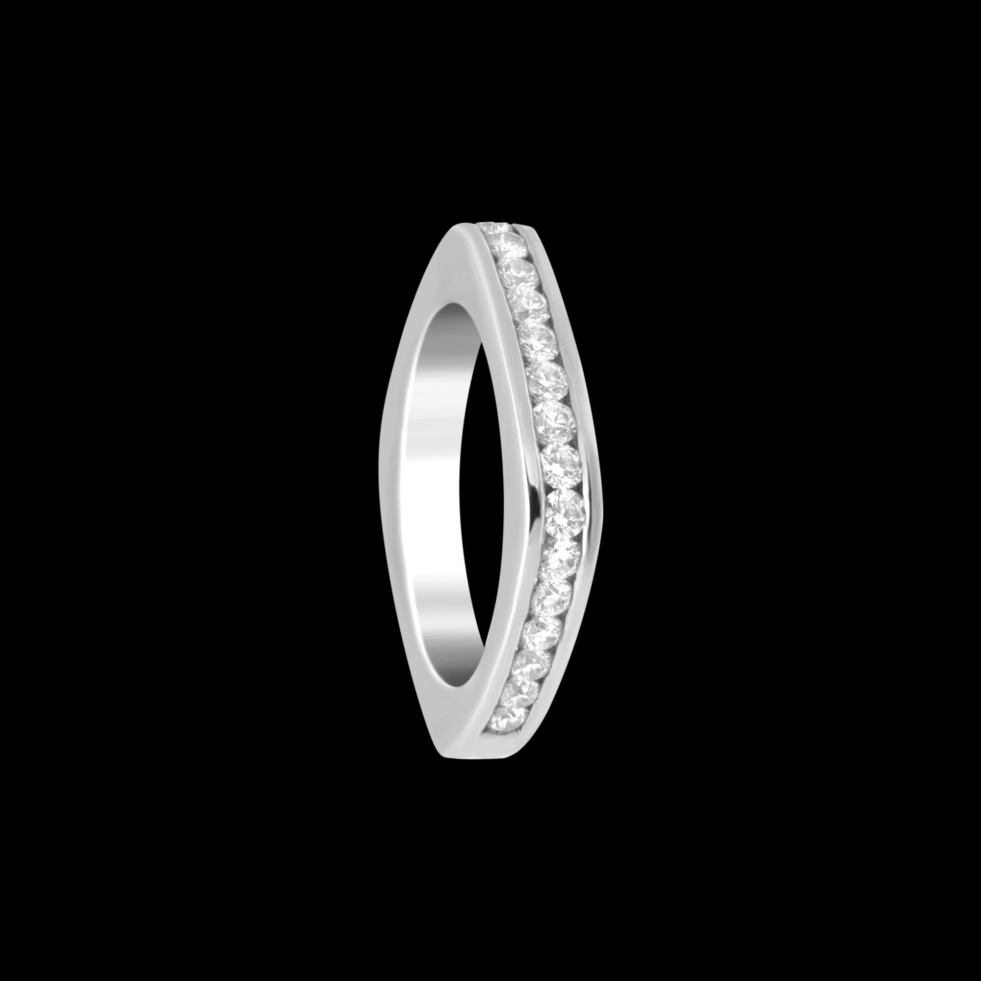 FRIDA | Fine Jewellery. Elska Collection. Rounded-square diamond band in 18kt palladium white gold. View1.jpg