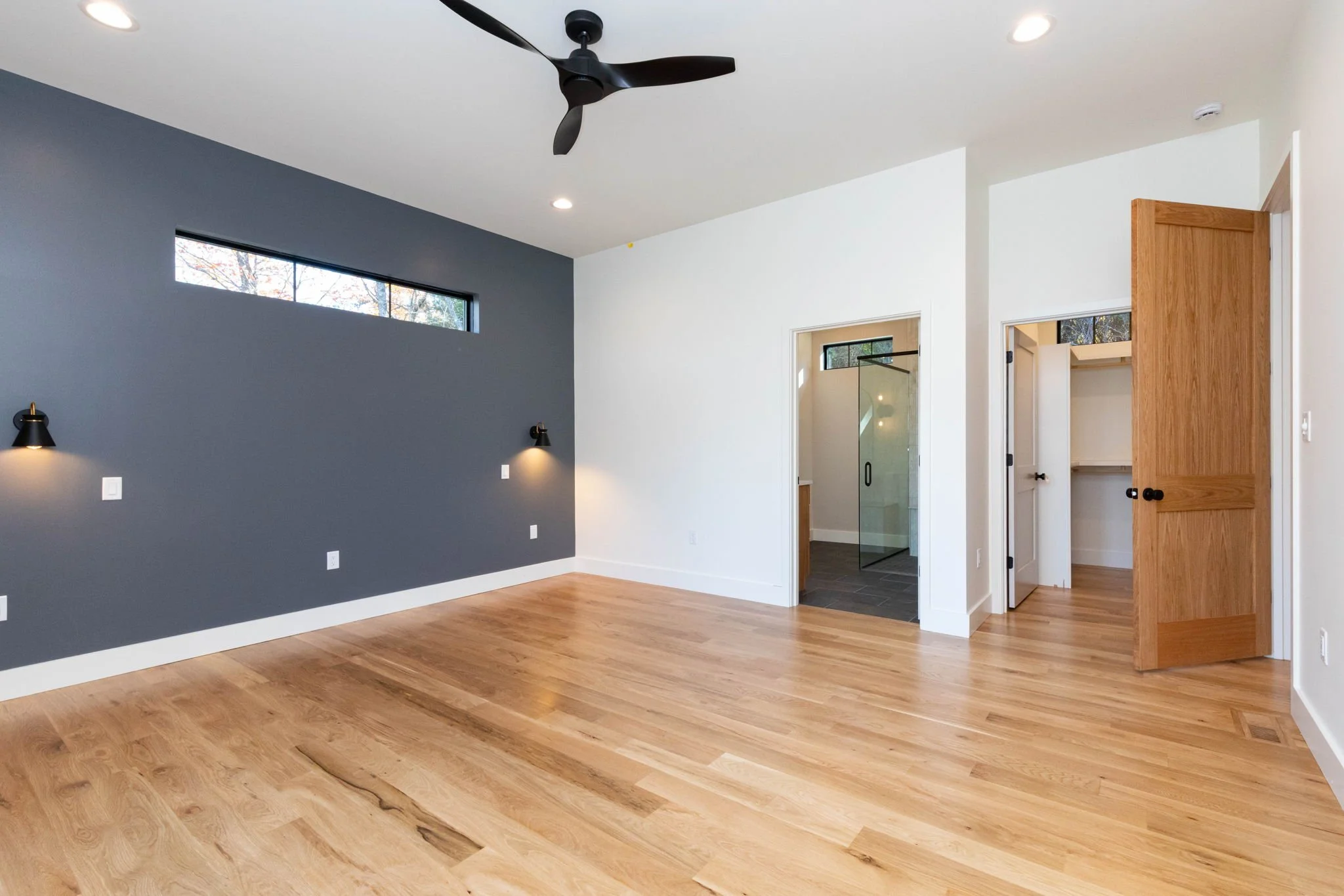 877 Hawk Mountain Rd-5.jpg