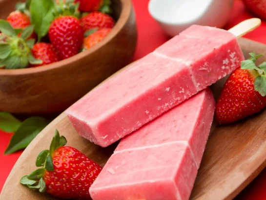 paletas_heladas_de_fresa.jpg