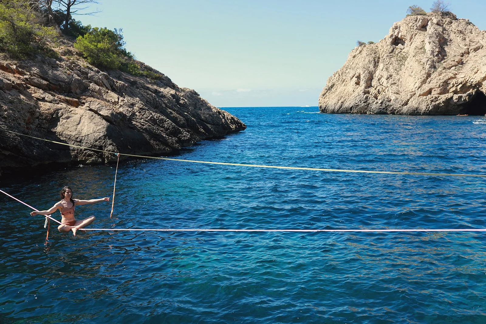 Branwyn Slacklining Spain 24-3.jpg