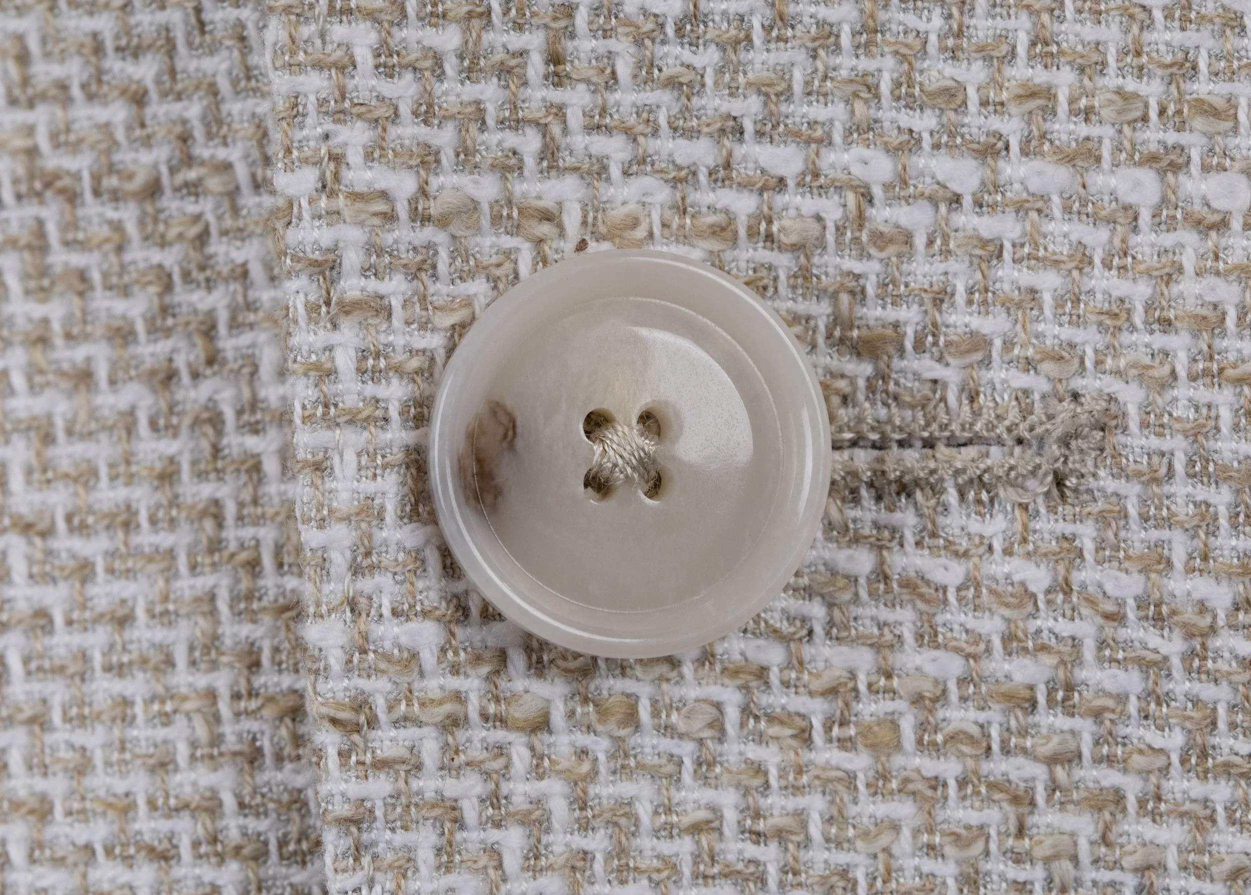 50556910-131 Button.jpg