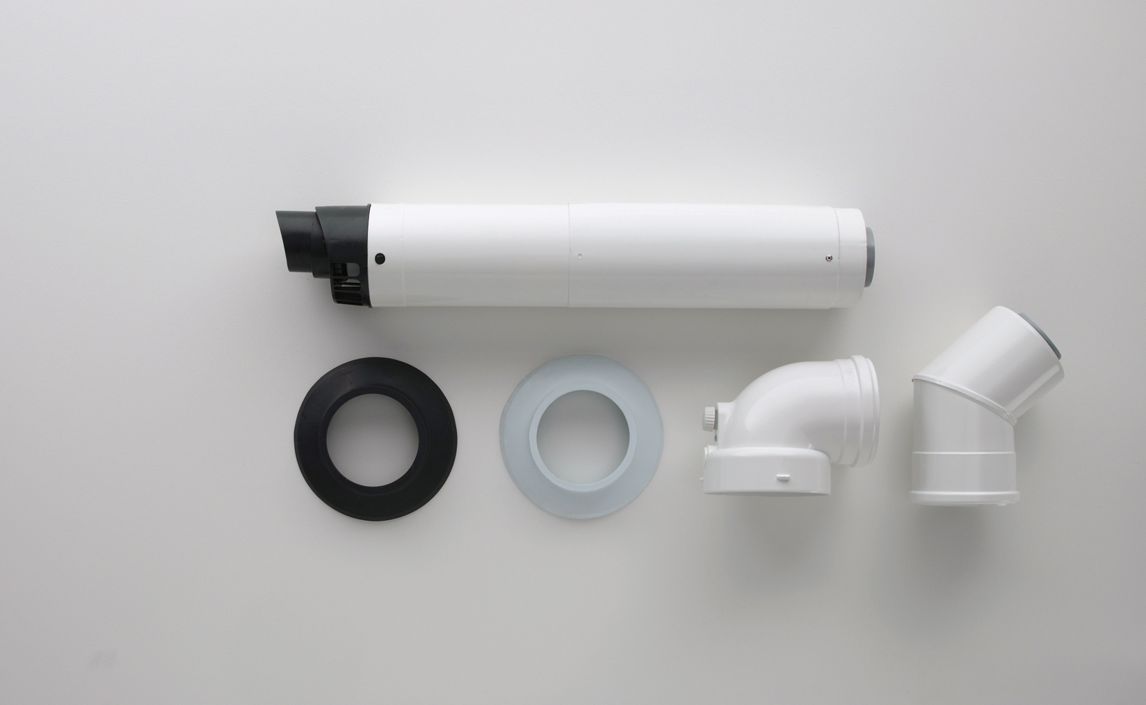 IGH - 081282 - Horizontal Offset Telescopic Wall - Term Flue kit.jpg