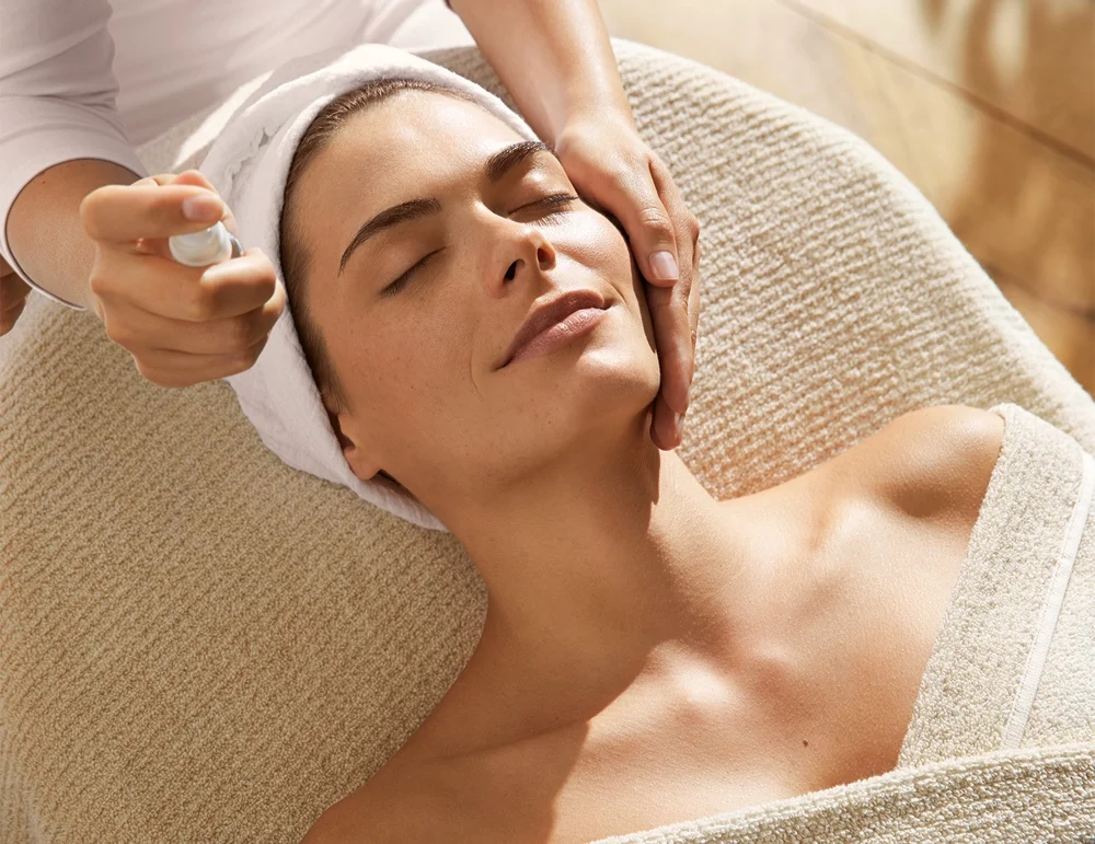DrH_Woman_Treatment_01_web.jpg