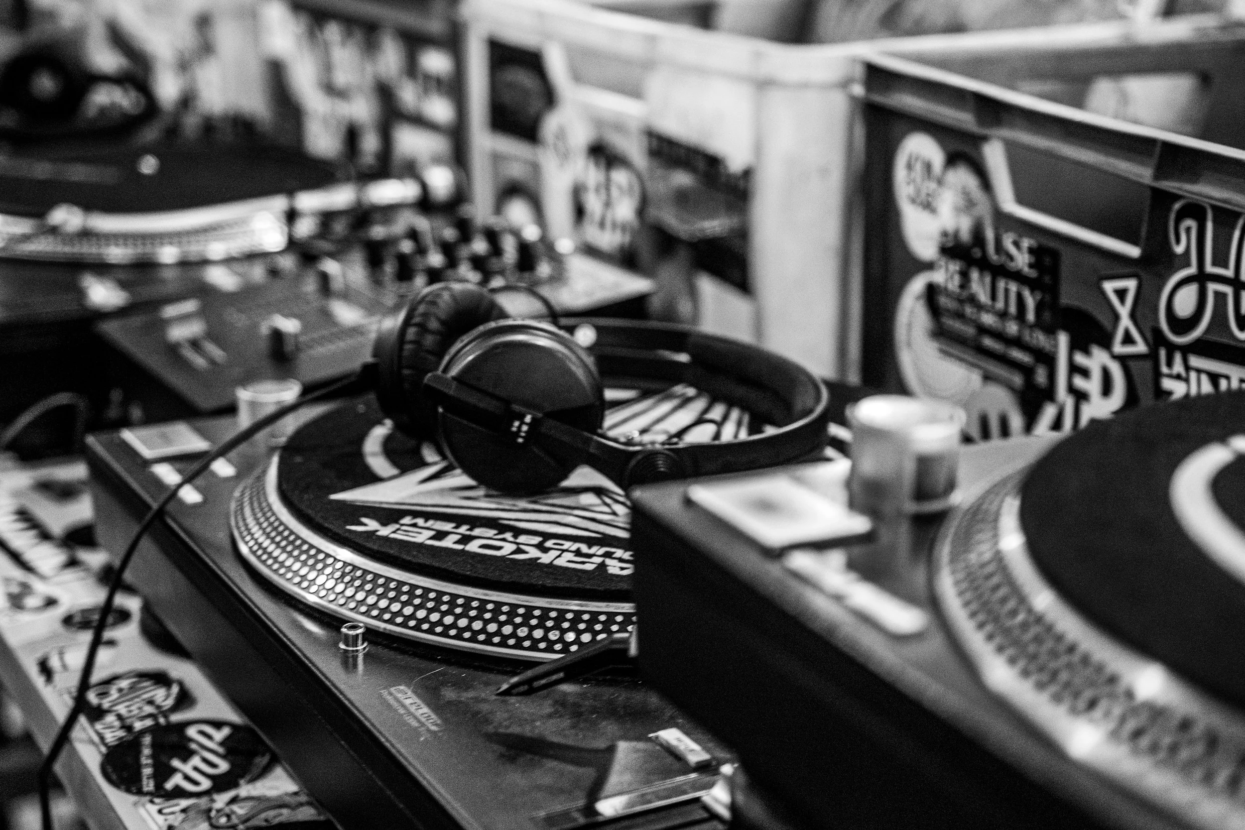 INFUATIATION - selected VINYLe all-4.jpg