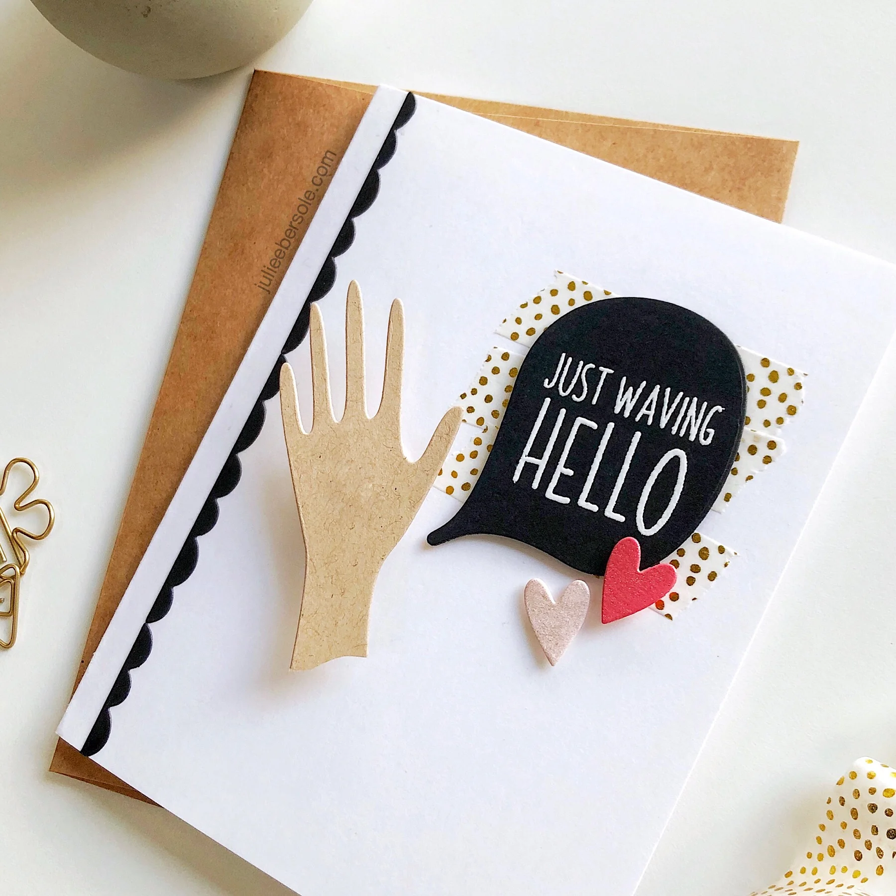 waving-hello-wobbler-001-2.jpg
