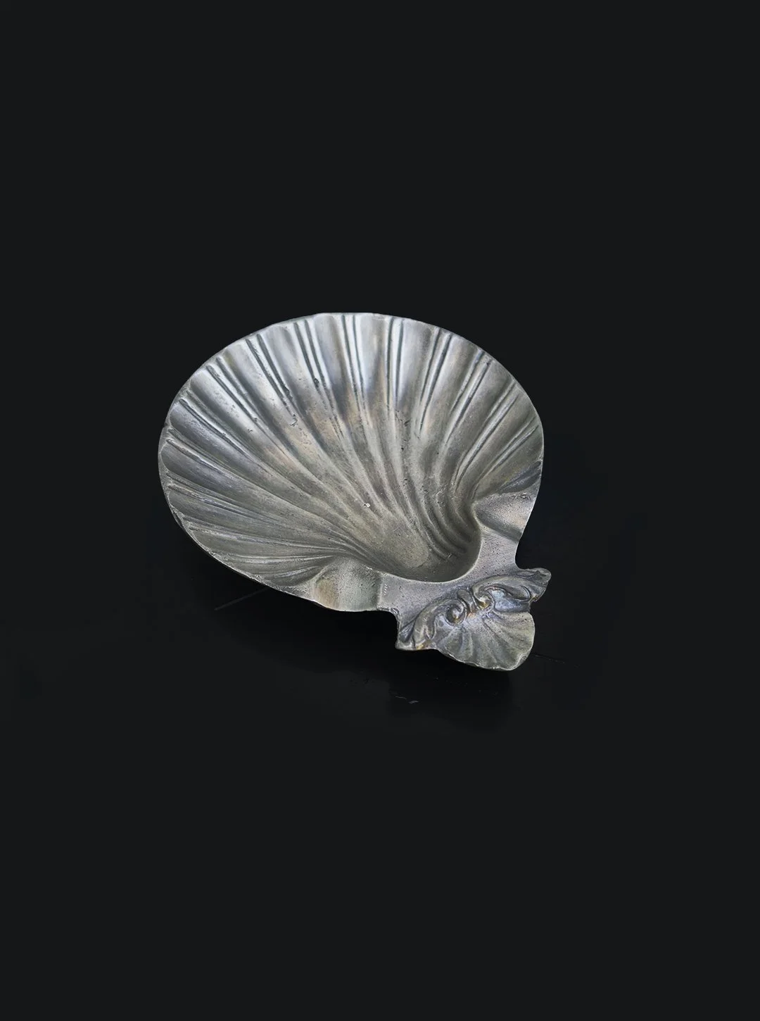 les-objoies-shell-pewter-vide-poche-5.jpg