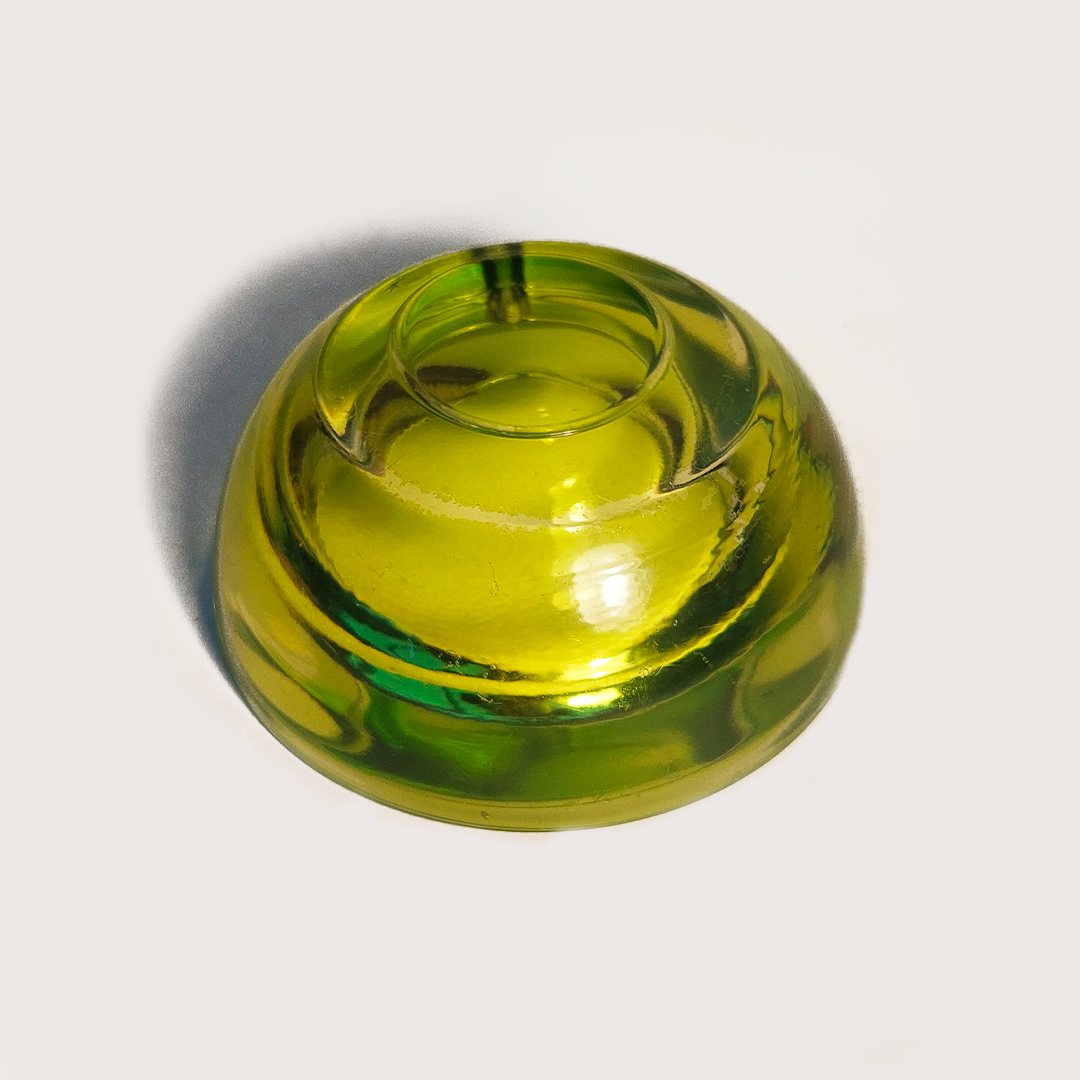 cendrier-vert-rond-verre-objoie-studioce-oceane-buret-4.png