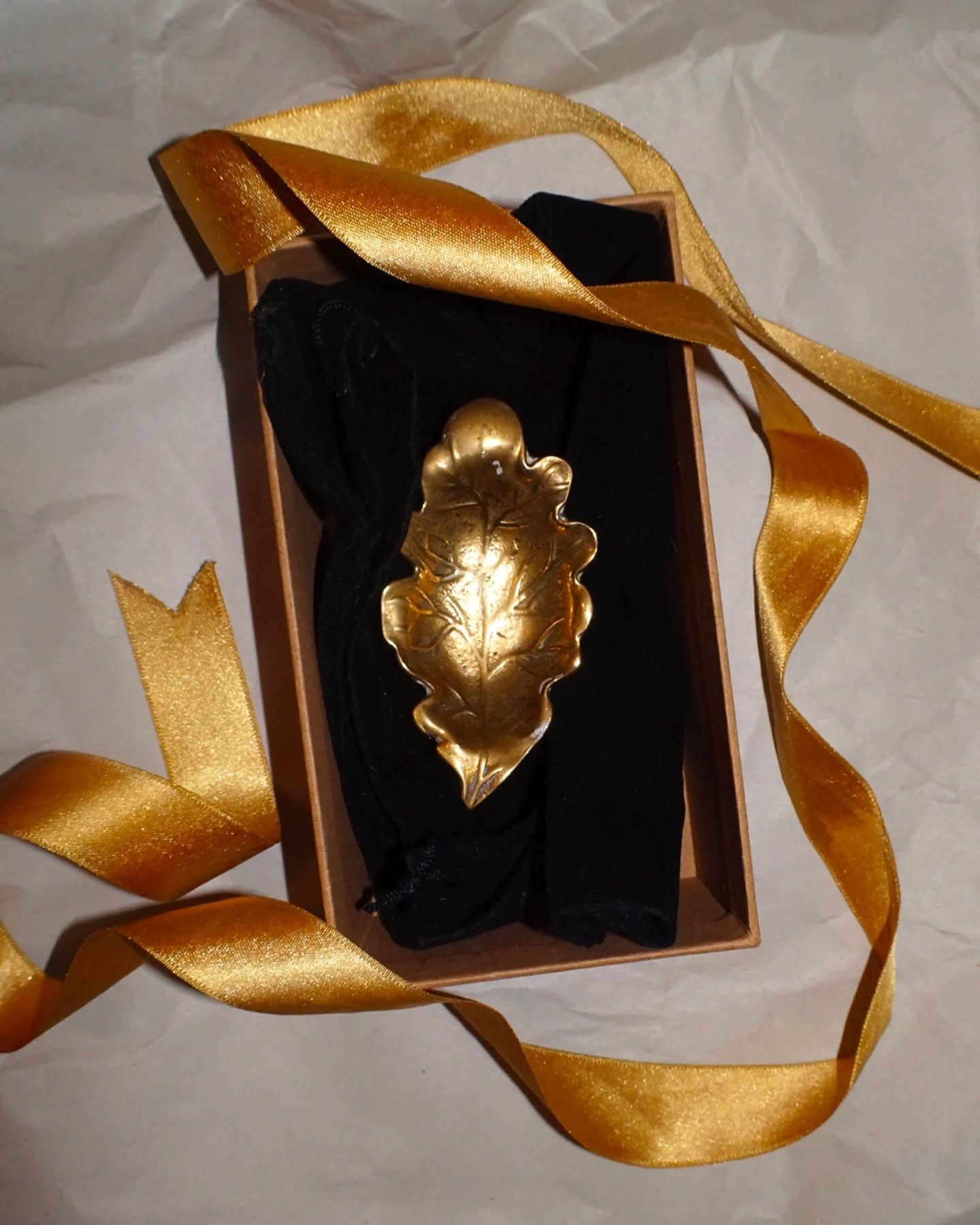 🌿✨ Nature-inspired gems at our Holiday Pop-up at @recessla. Last days to grab yours 🎠🎁