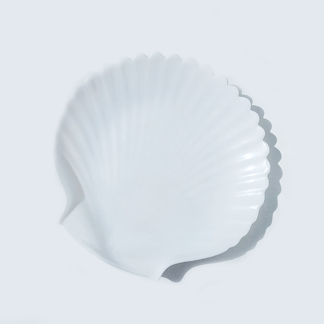 assiette-coquillage-opaline-objoie-studioce-oceane-buret+copie.webp