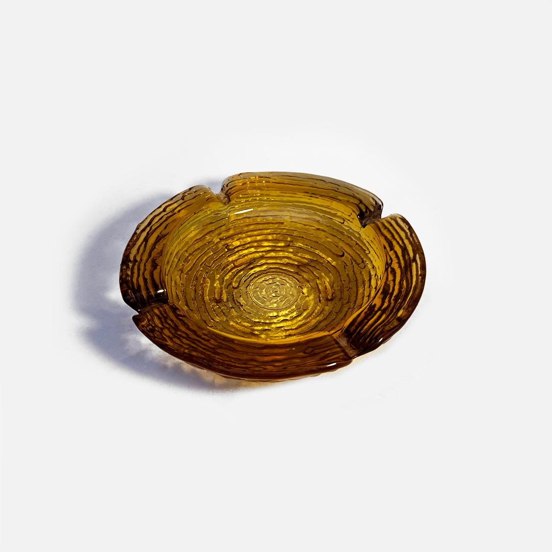 vide-poche-jaune-verre-strie-objoie-studioce-oceane-buret-3.webp
