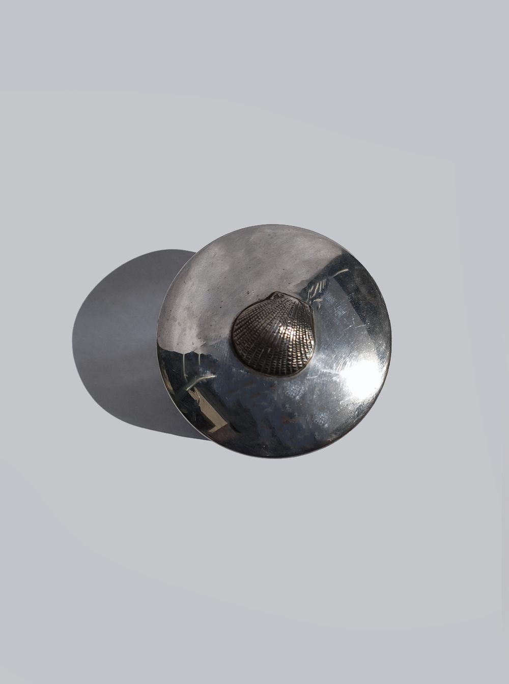 les-objoies-round-shell-box-4.webp