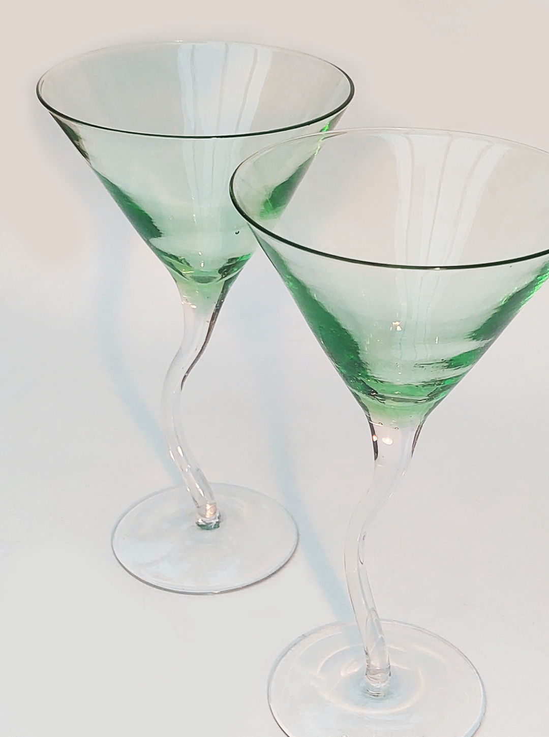 verre-cocktail-zig-zag-vert-objoie-studioce-oceane-buret-4.webp