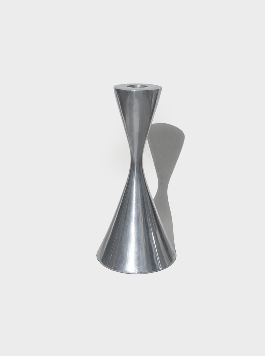 les-objoies-modern-candle-holder-70s-2.png