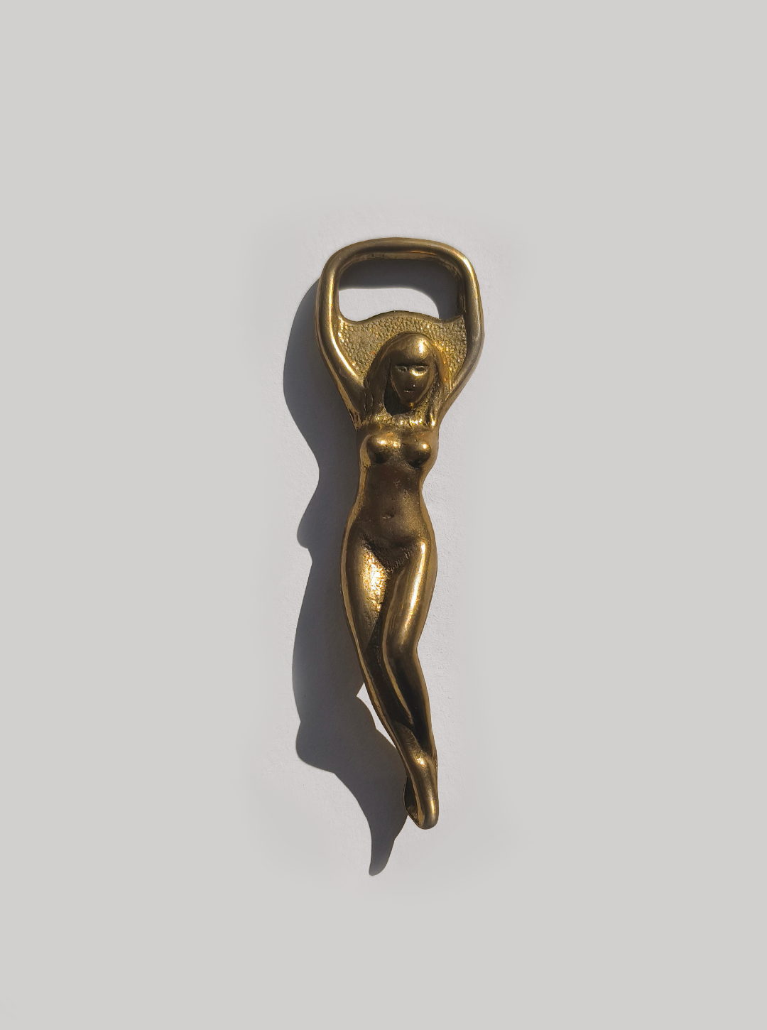 les-objoies-woman-bottle-opener.png