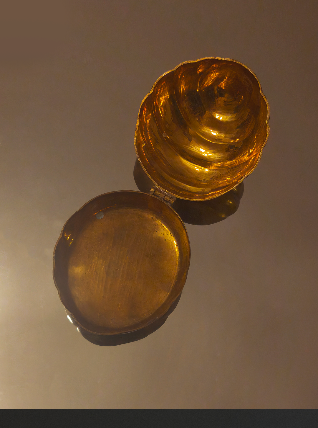 les-objoies-brass-shell-box5.png