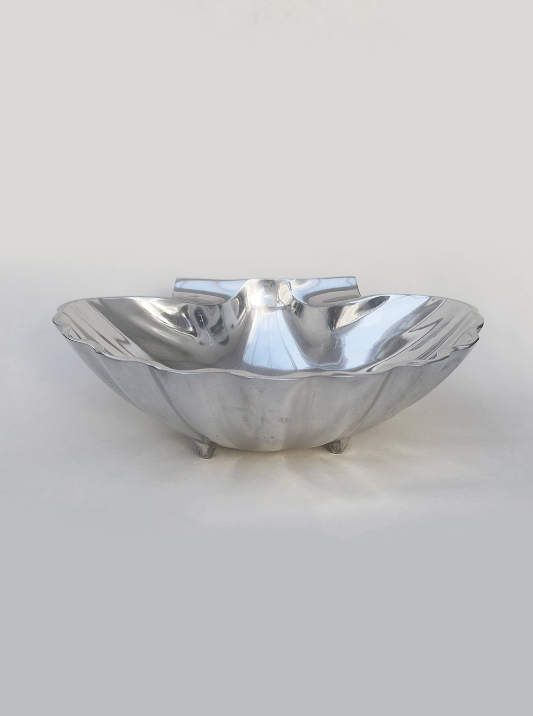 les-objoies-large-shell-dish-7.png