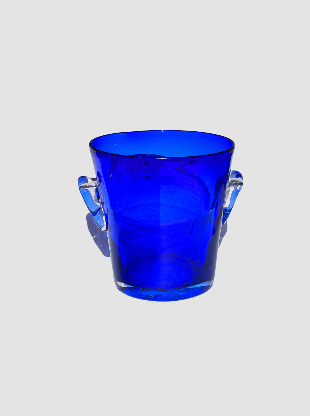 les-objoies-champagne-bucket-glass-blue-1.png