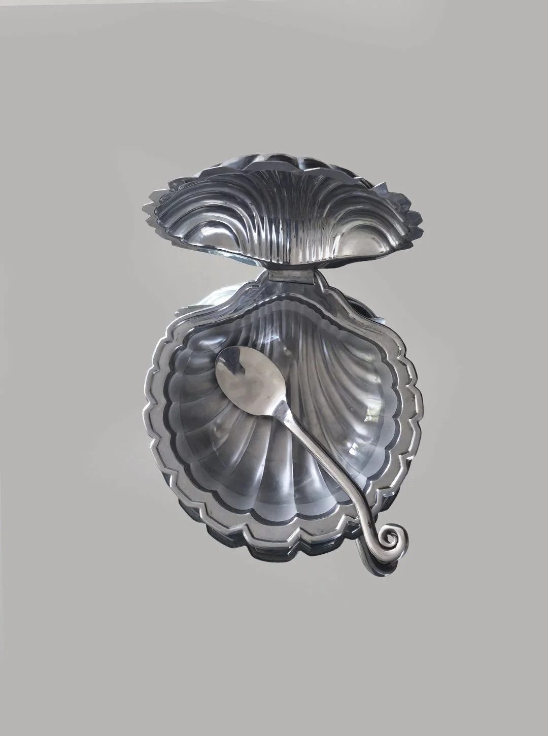 les-objoies-shell-dish-butter-3.jpg