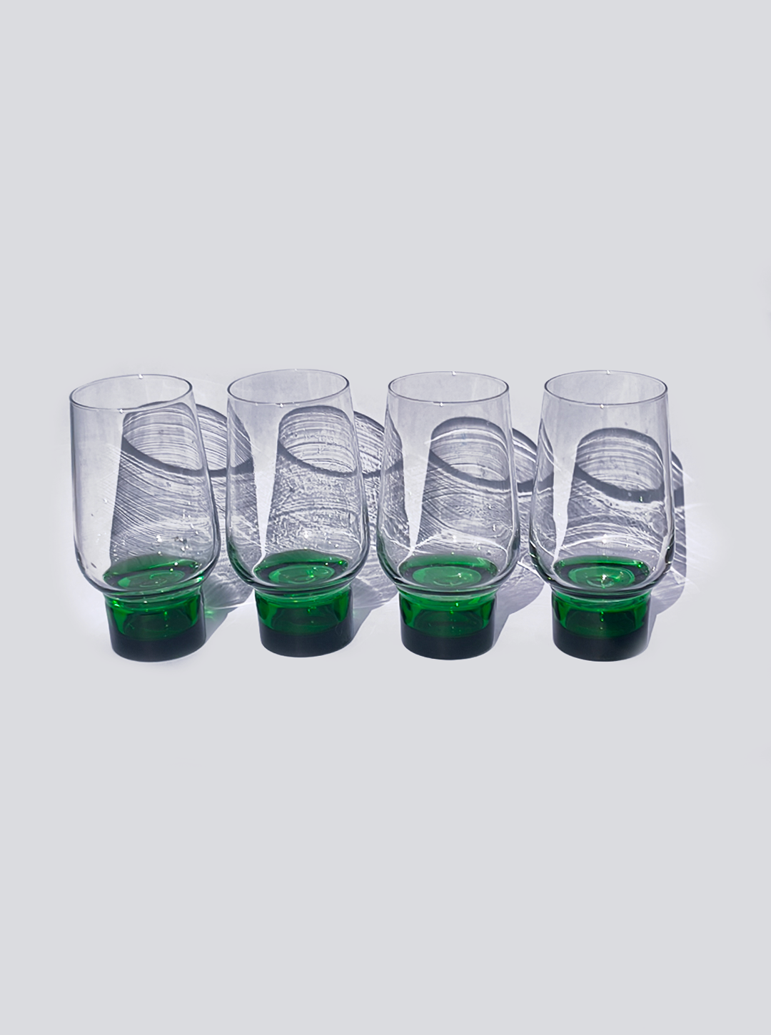 les-objoies-green-4-glasses-2.png