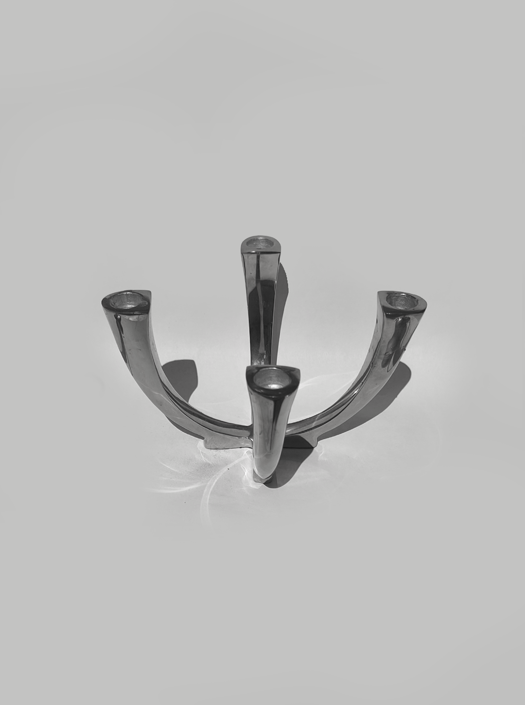 les-objoies-candle-holder-5.png