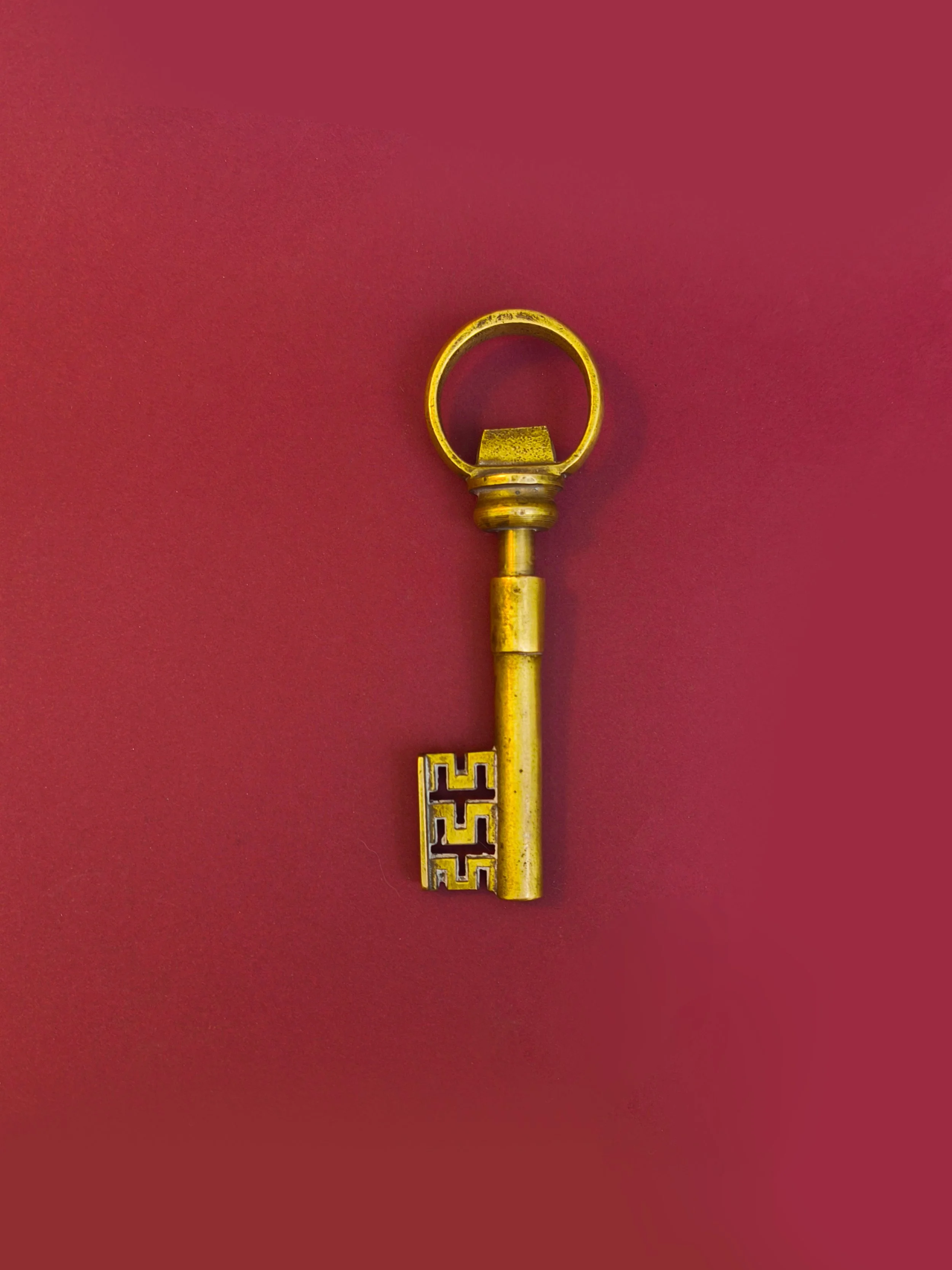 les-objoies-key-bottle-opener-4.jpg