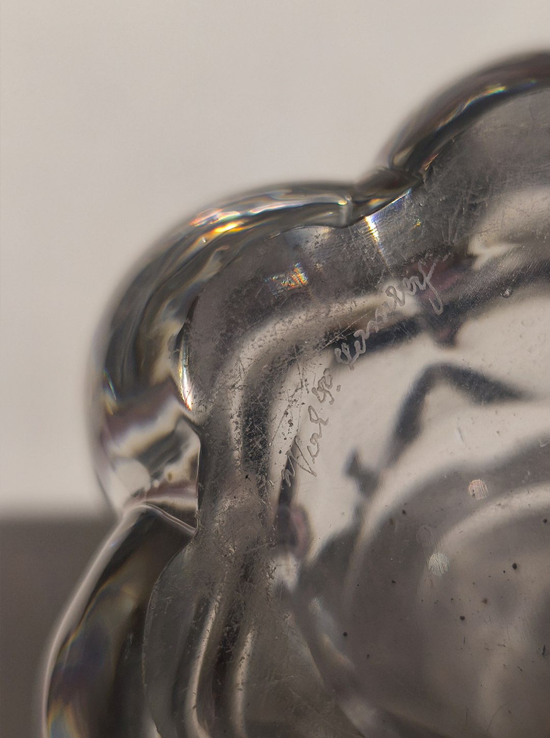 les-objoies-cristal-vase-1.png