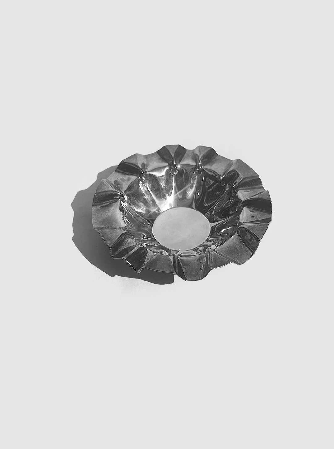 les-objoies-folded-ashtray-2.png
