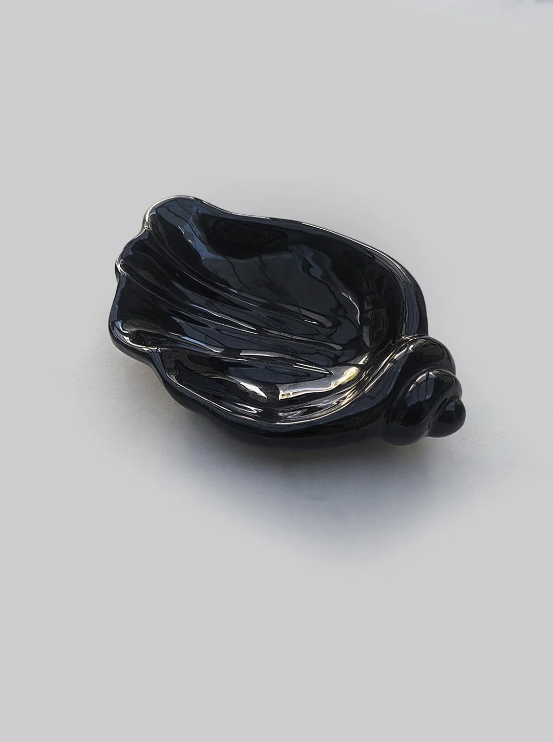 les-objoies-shell-ceramic-vide-poche-6.jpg