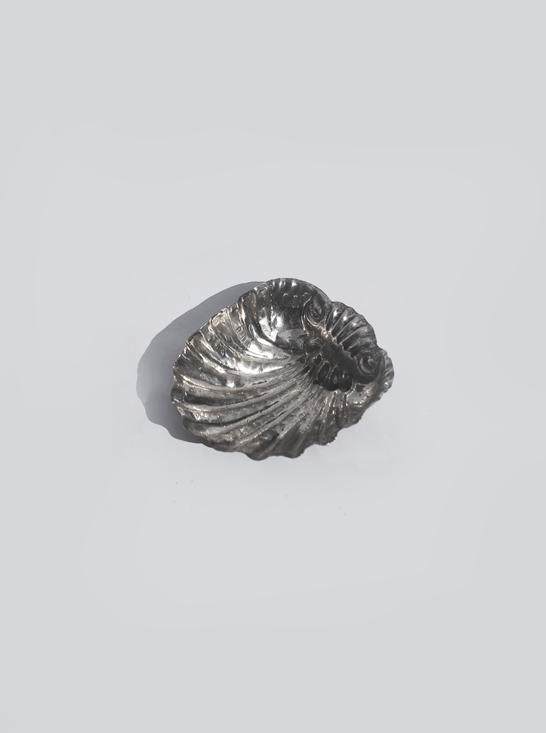 les-objoies-small-silver-vide-poche-1.png