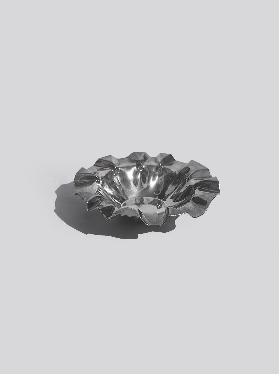 les-objoies-folded-ashtray-1.png